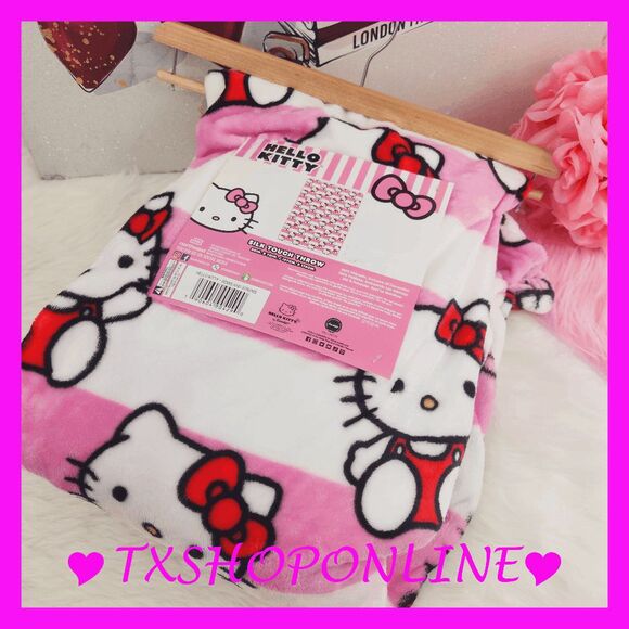 💗🌙 {Hello Kitty} silk touch throw blanket🌙💗NEW - Picture 6 of 6